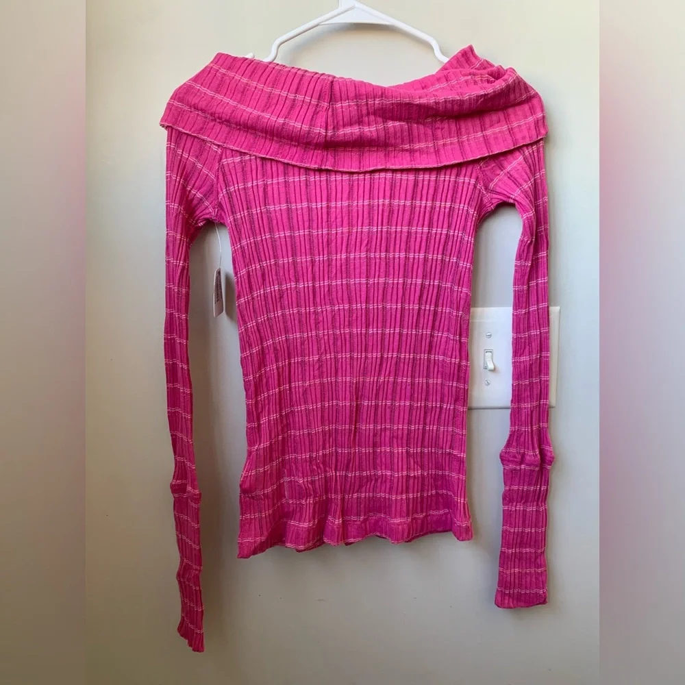 FREE PEOPLE Women’s Bright Pink White Gold Stripe Ribbed Long Sleeve Cowl Neck